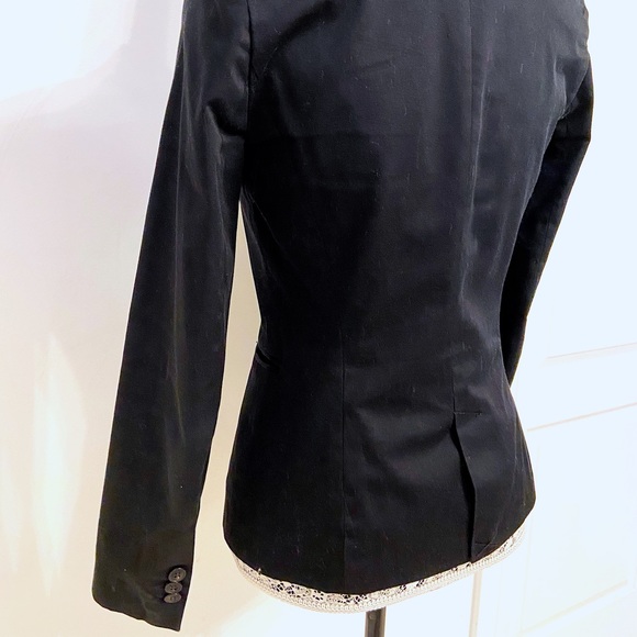 ZARA WOMAN Fitted Blazer in Black, Size S - Picture 4 of 5